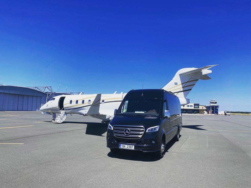 Mercedes Sprinter (19 pax)